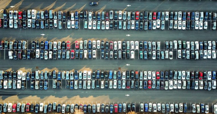 4 Tips for Managing National Car Dealerships